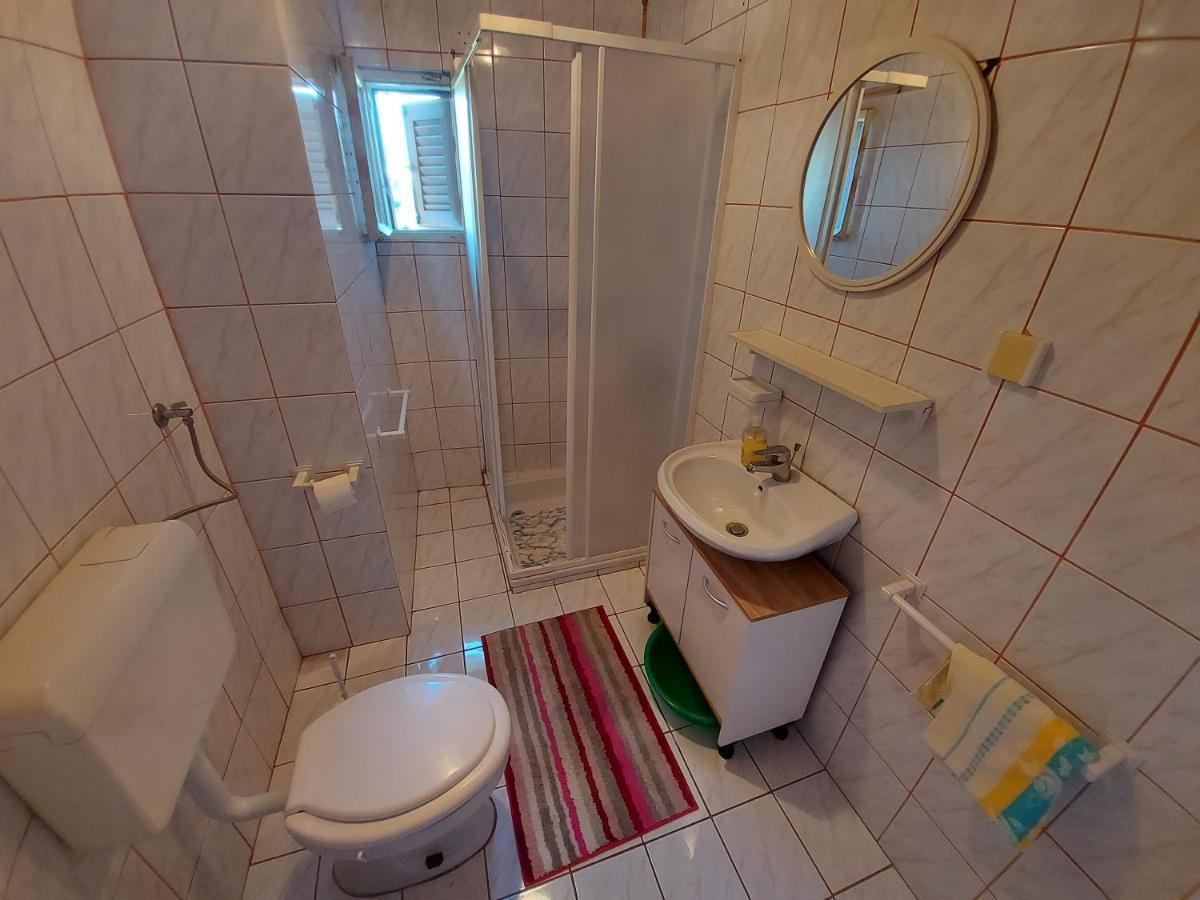 Apartment Dora Draga Bašćanska Exteriér fotografie